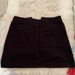 Black skirt good material